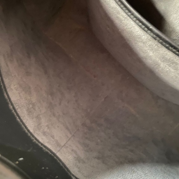 Louis Vuitton Reverie Leather Bag - Picture 11 of 16